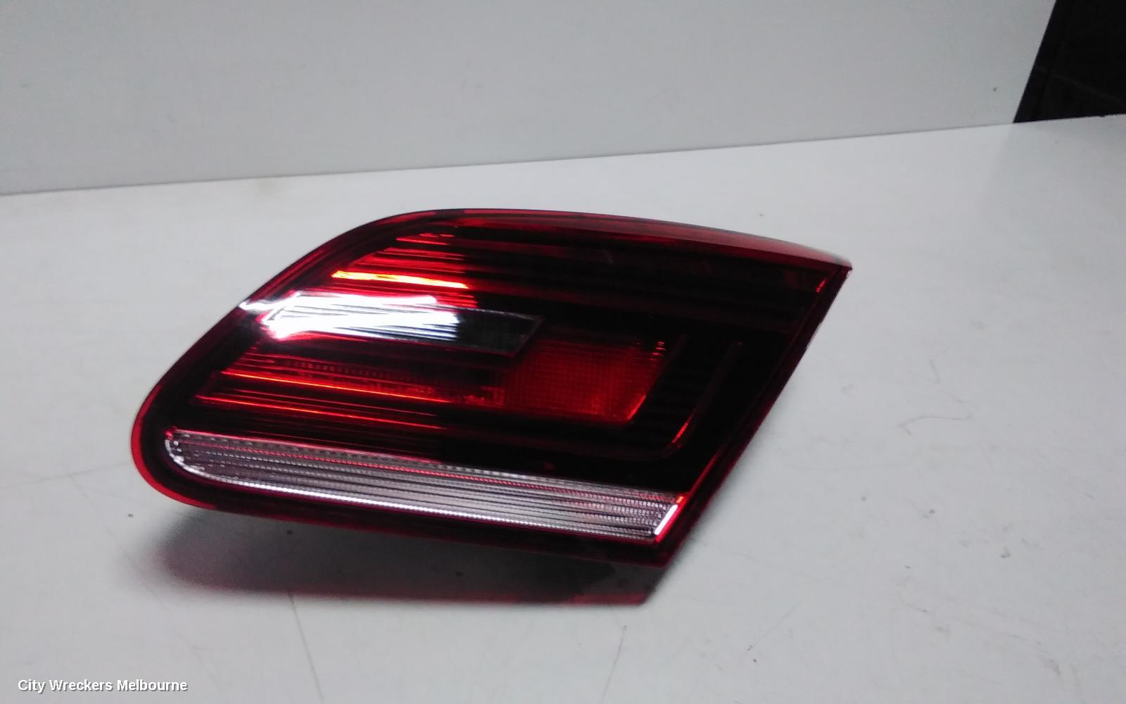 VOLKSWAGEN PASSAT REAR GARNISH, BOOTLID LAMP (RH SIDE), 3CC, SEDAN, 03/2012 - 12/2016 - Image 3