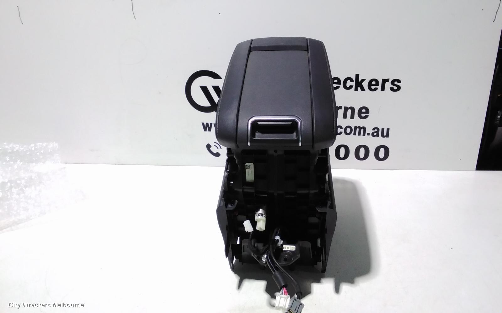 TOYOTA KLUGER CONSOLE, XU70 SERIES, 03/2021 ONWARDS - Image 2