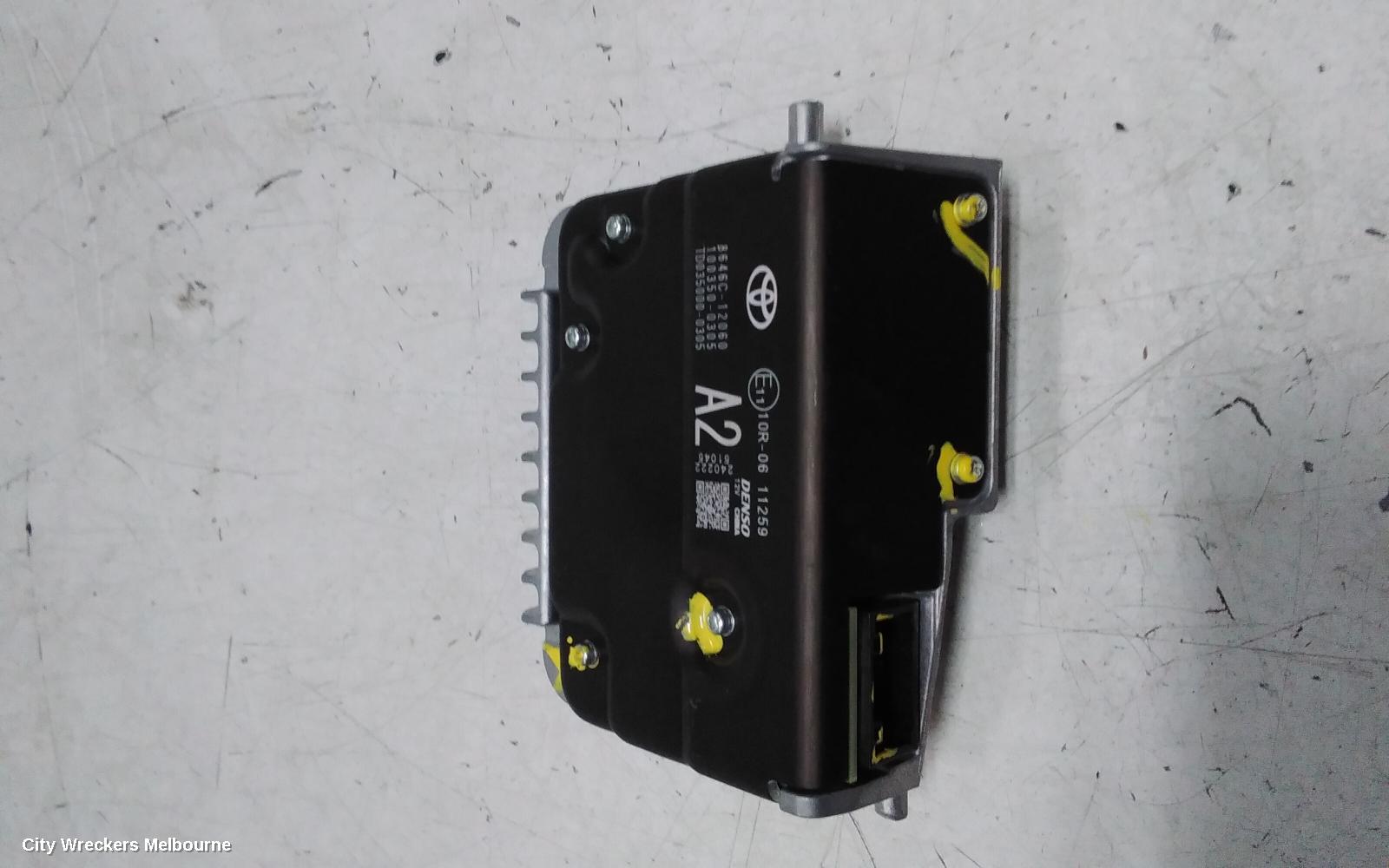 TOYOTA COROLLA REVERSE CAMERA, FRONT CAMERA (WINDSCREEN MOUNTED), E210, 09/2022 ONWARDS - Image 3