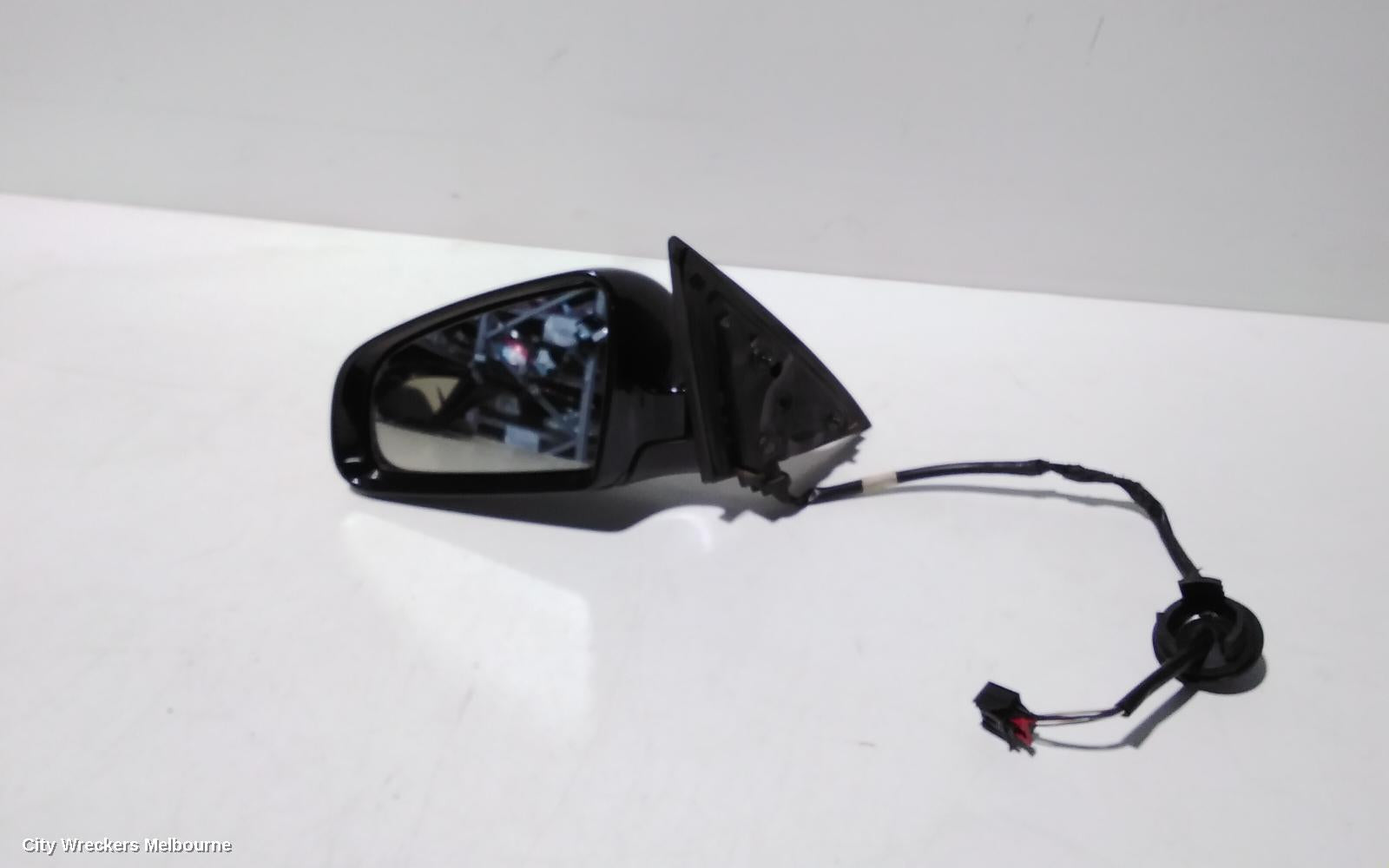 AUDI A6 LEFT DOOR MIRROR, C6/4F, A6, STANDARD TYPE, 10/2008 - 06/2011 - Image 1