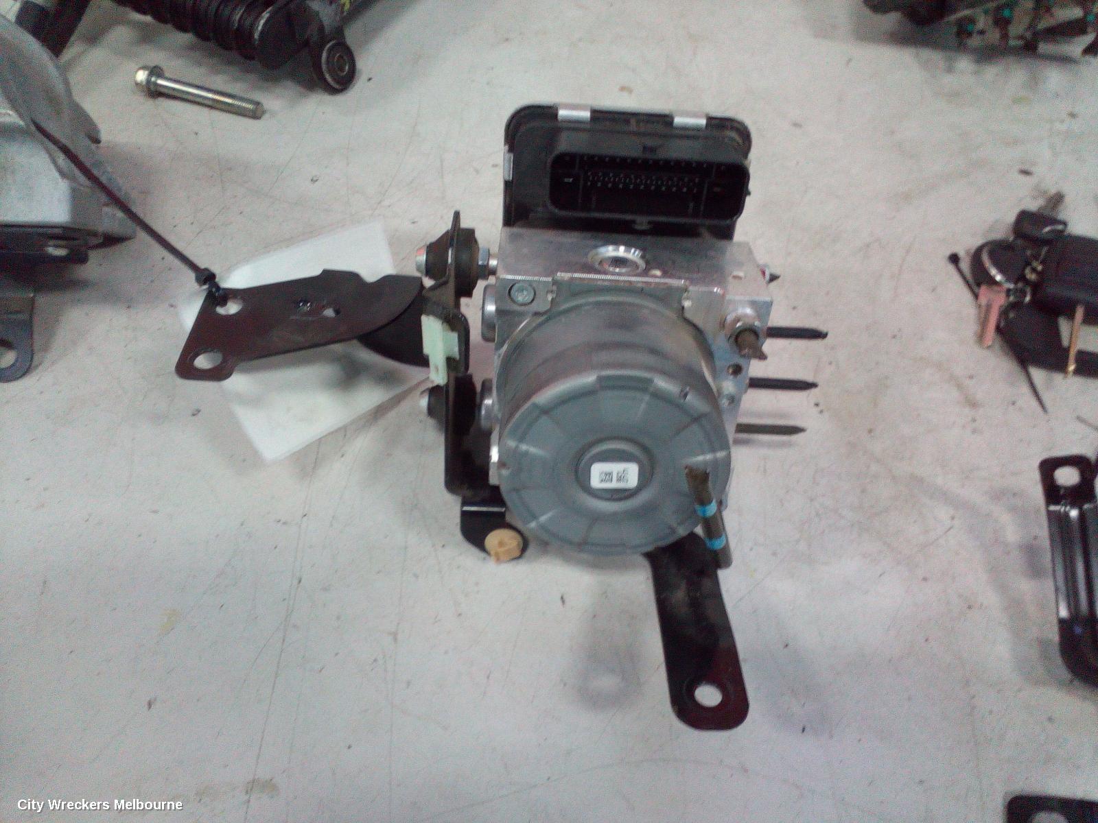 MITSUBISHI OUTLANDER ABS PUMP/MODULATOR, ZK, NON ACTIVE EMERGENCY BRAKING TYPE, P/N 4670B482, 04/2015 ONWARDS - Image 3