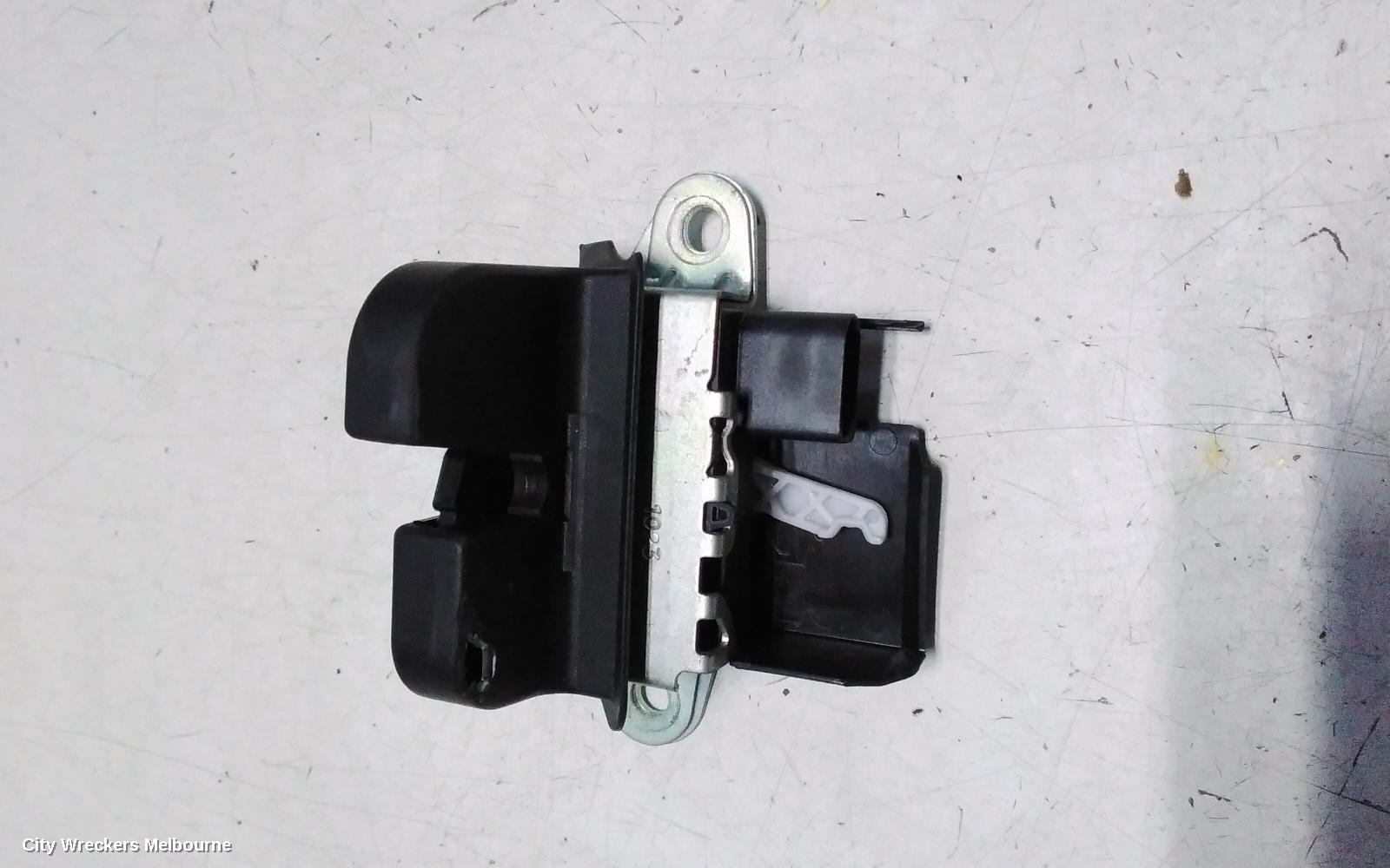 VOLKSWAGEN GOLF DOOR/BOOT/GATE LOCK, TAILGATE LOCK, HATCH, GEN 8, 09/2020 ONWARDS - Image 2