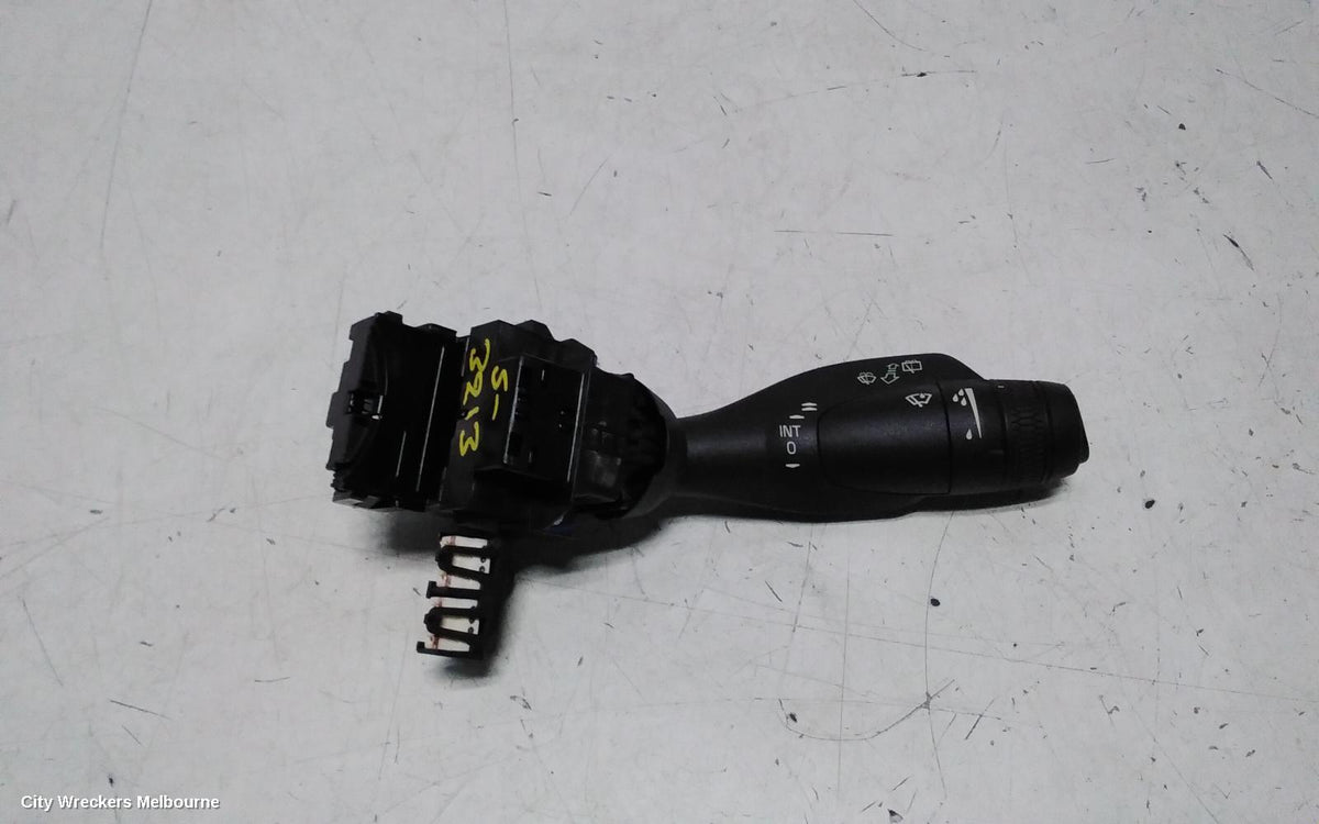 VOLVO XC90 COMBINATION SWITCH, WIPER SWITCH, MK2, 04/2015 ONWARDS - Image 1