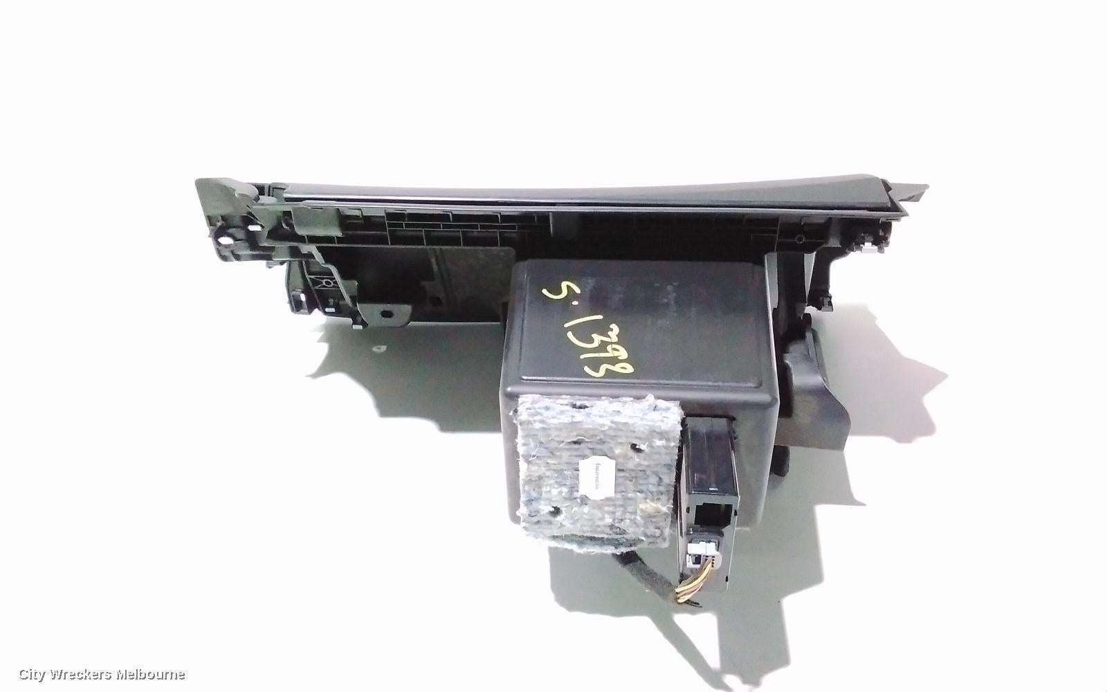 RENAULT MEGANE GLOVE BOX, GEN 4, 06/2016 - 02/2020 - Image 2