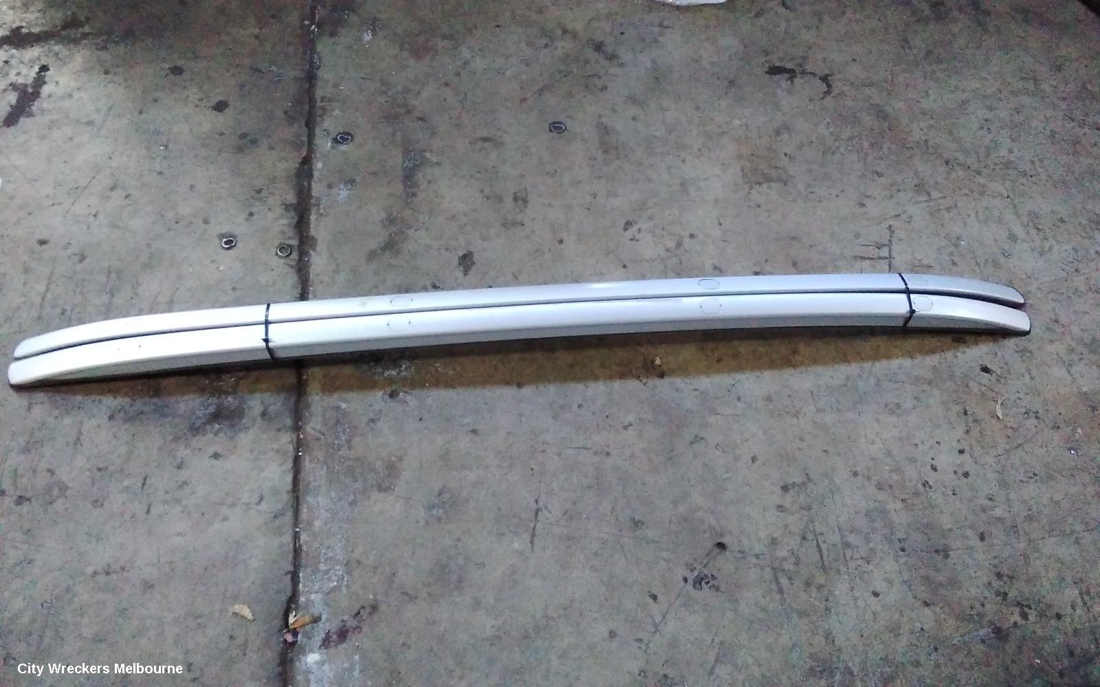 KIA SPORTAGE ROOF RAIL - Image 2