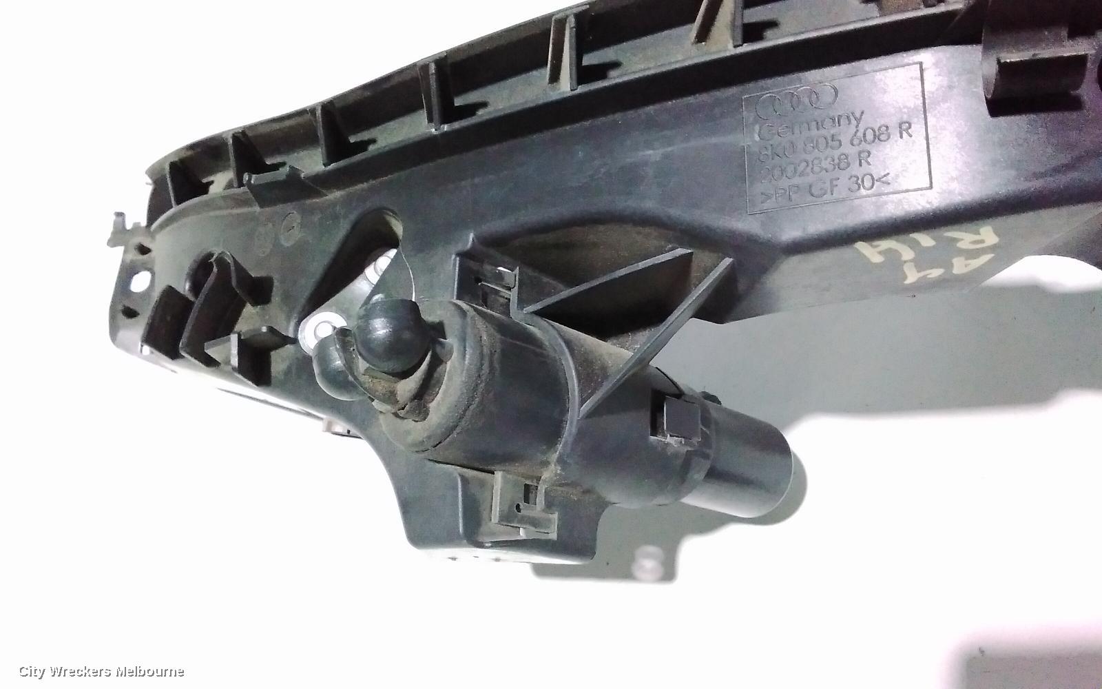 AUDI A4, B8 8K, 04/2008 - 06/2012, 8K0 805 608 R  RH HEADLIGHT BRAKET : 85082 - Image 3