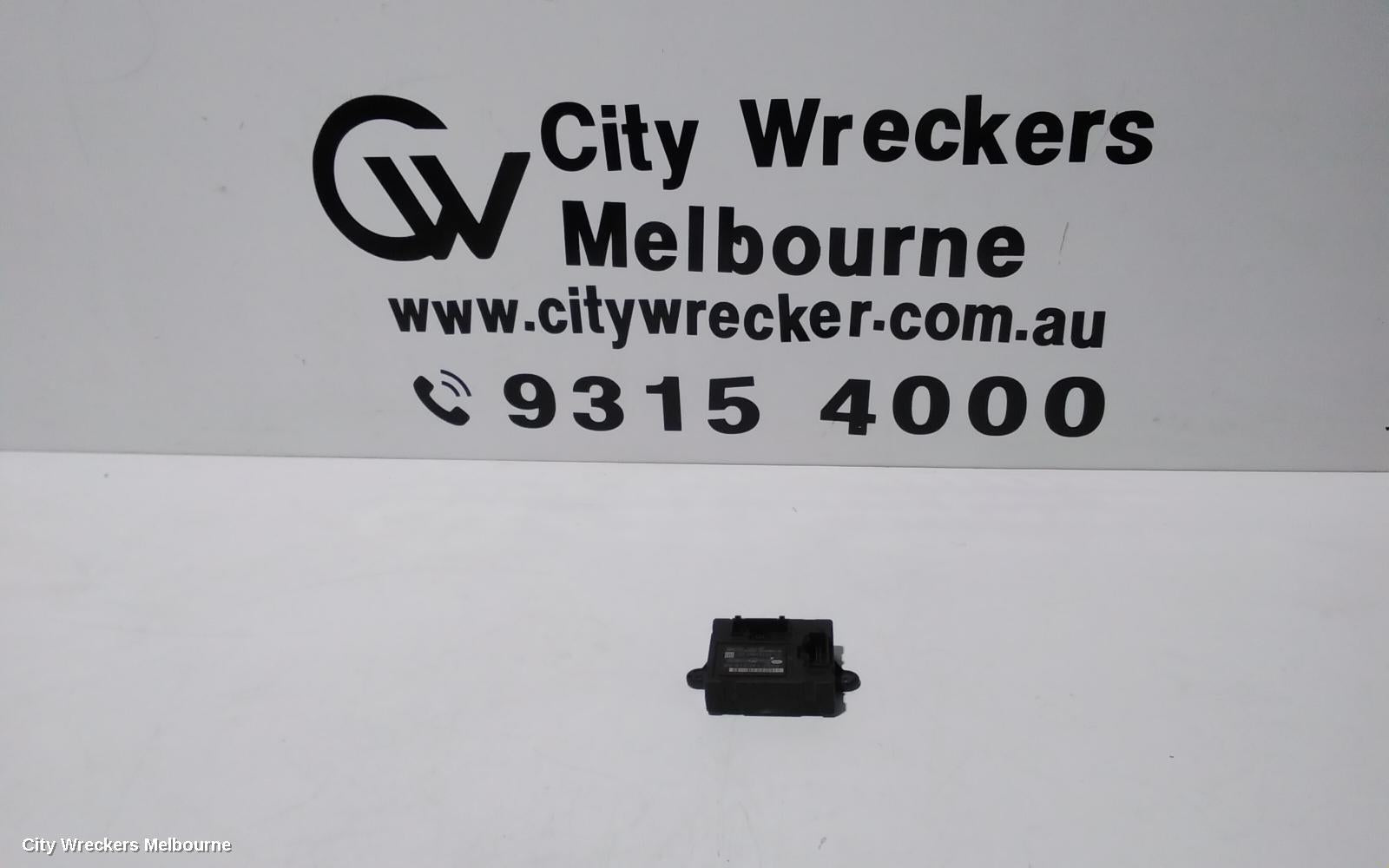 LAND ROVER RANGEROVER EVOQUE BATTERY TRAY, L538, 11/2011 - 01/2019 - Image 1