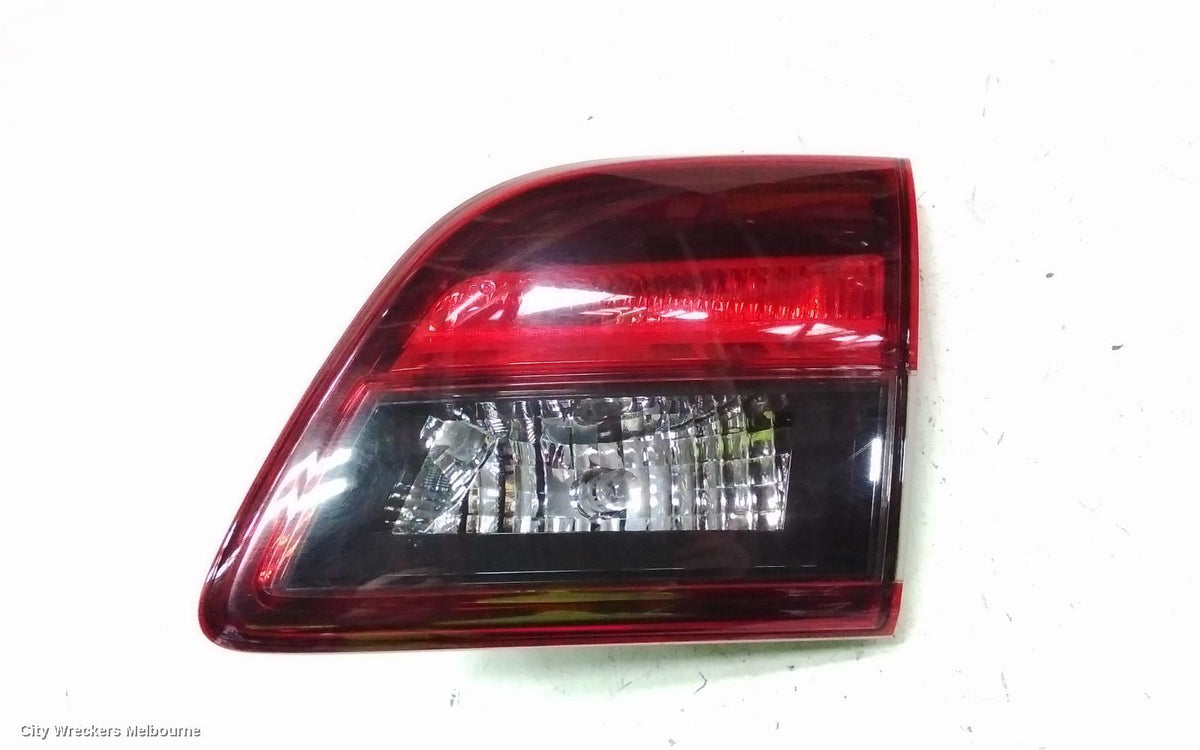 MAZDA CX9 REAR GARNISH, TAILGATE LAMP (RH SIDE), TB, 10/2012 - 12/2015 - Image 3