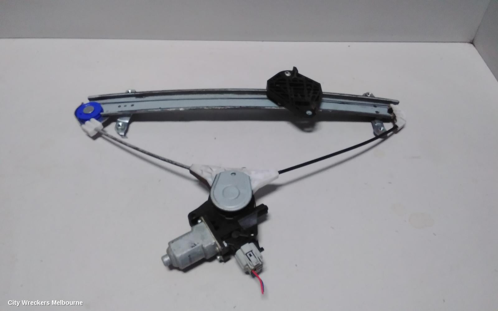 SUBARU IMPREZA LEFT FRONT WINDOW REG/MOTOR, G3, DOOR REG ASSY (REG AND MOTOR), 04/2007 - 12/2013 - Image 3