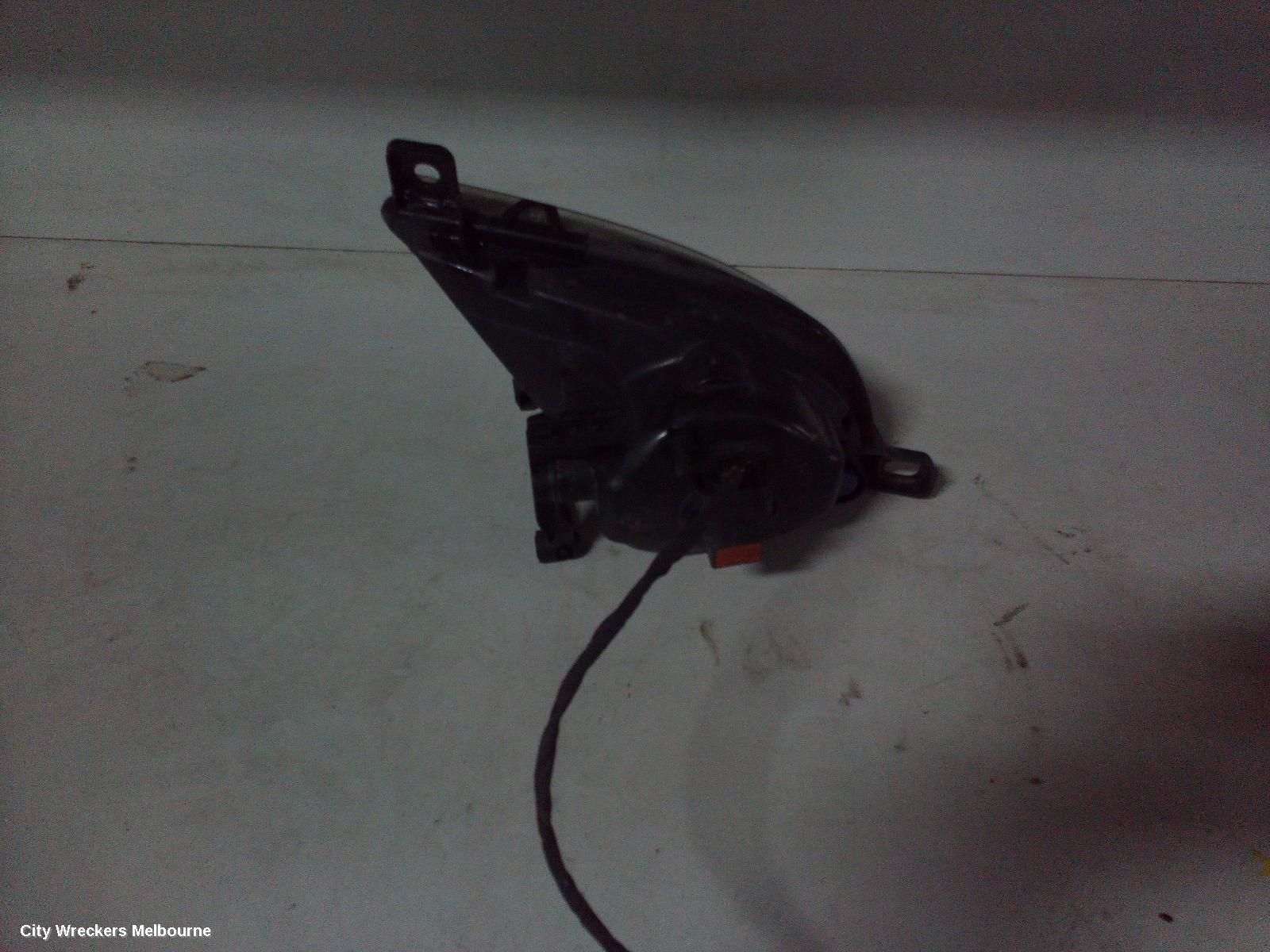 BMW 5 SERIES LEFT INDICATOR/FOG/SIDE, BUMPER FOGLAMP, E60/E61, NON M SPORT TYPE, 06/2007 - 04/2010 - Image 3