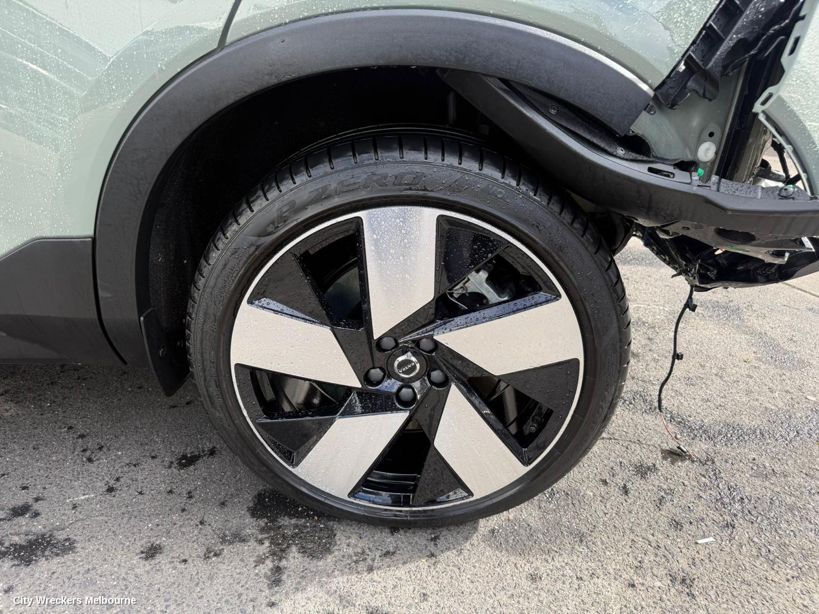 VOLVO XC40 WHEEL MAG, FACTORY, 20X8IN, 5 SPOKE, BI-COLOUR, 06/2022 ONWARDS - Image 1