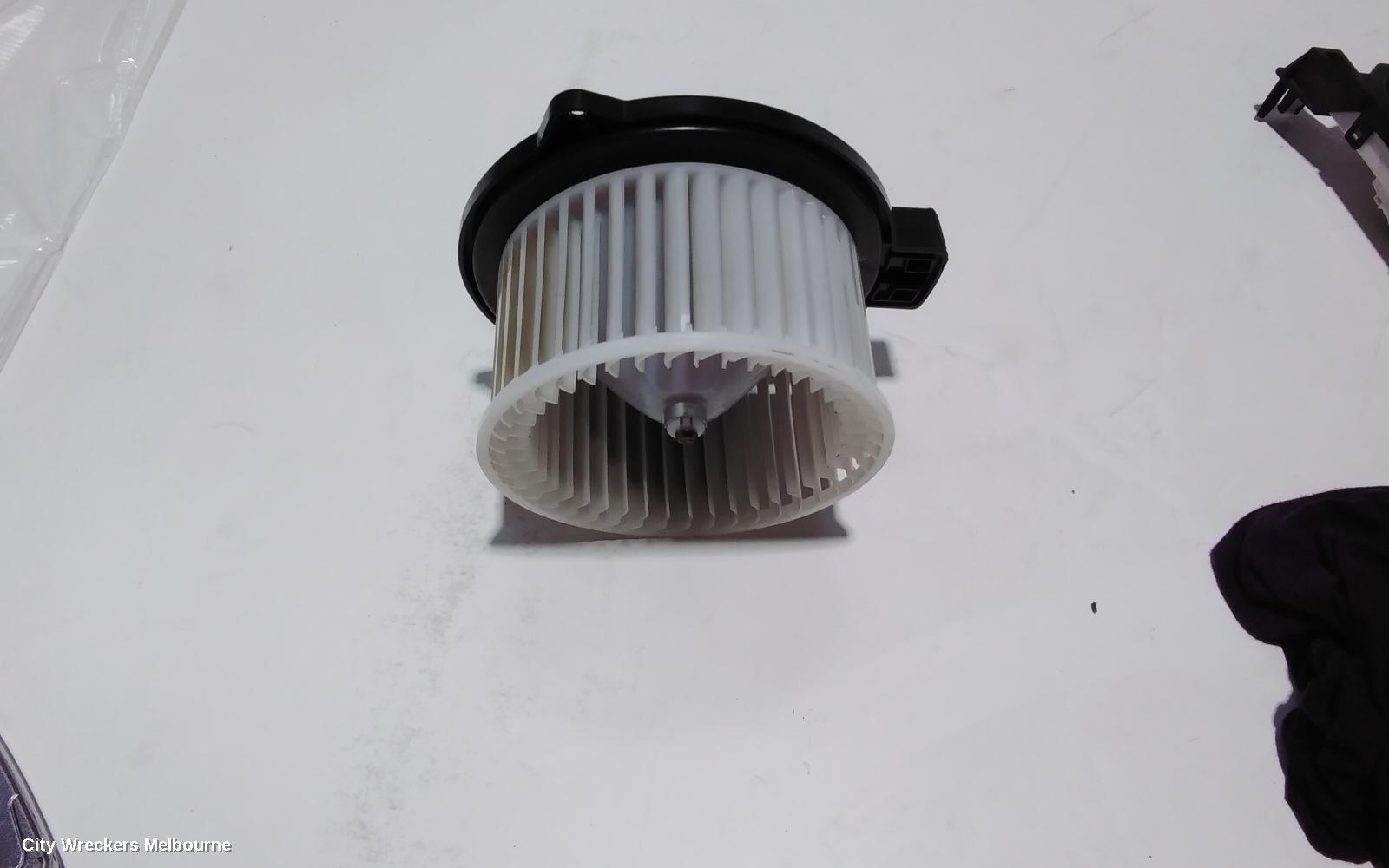 MAZDA CX3 HEATER FAN MOTOR, DK, 03/2015 ONWARDS - Image 1