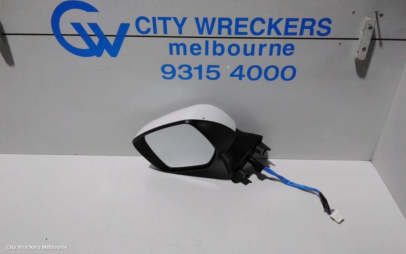 SUBARU OUTBACK LEFT DOOR MIRROR, 6TH GEN, MANUAL FOLD, NON BLIND SPOT TYPE, 08/2014 - 02/2016 - Image 1