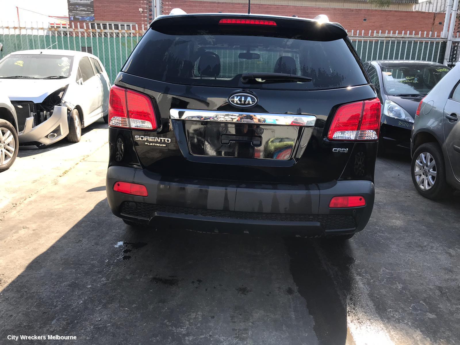 KIA SORENTO GRILLE, RADIATOR GRILLE, CHROME, XM, 10/2009 - 09/2012 - Image 1