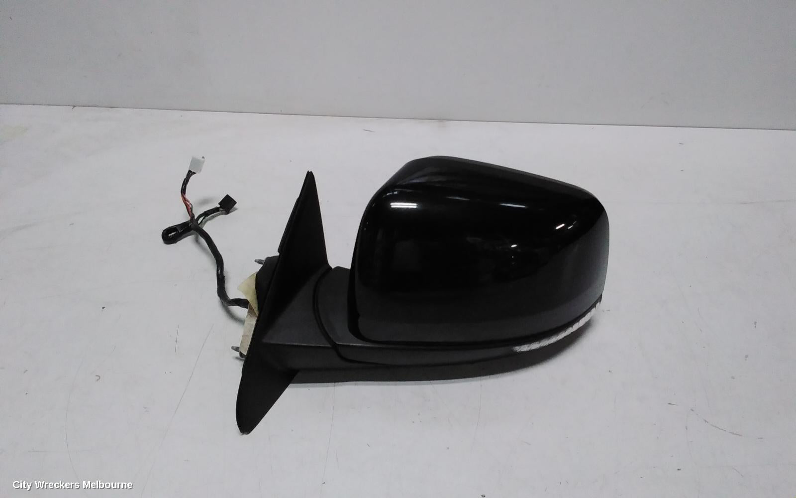JEEP GRANDCHEROKEE LEFT DOOR MIRROR, W/ MEMORY, AUTO DIM, NON BLIND SPOT, PUDDLE, COLOUR CODED, WK, 04/2013 - 12/2016 - Image 1
