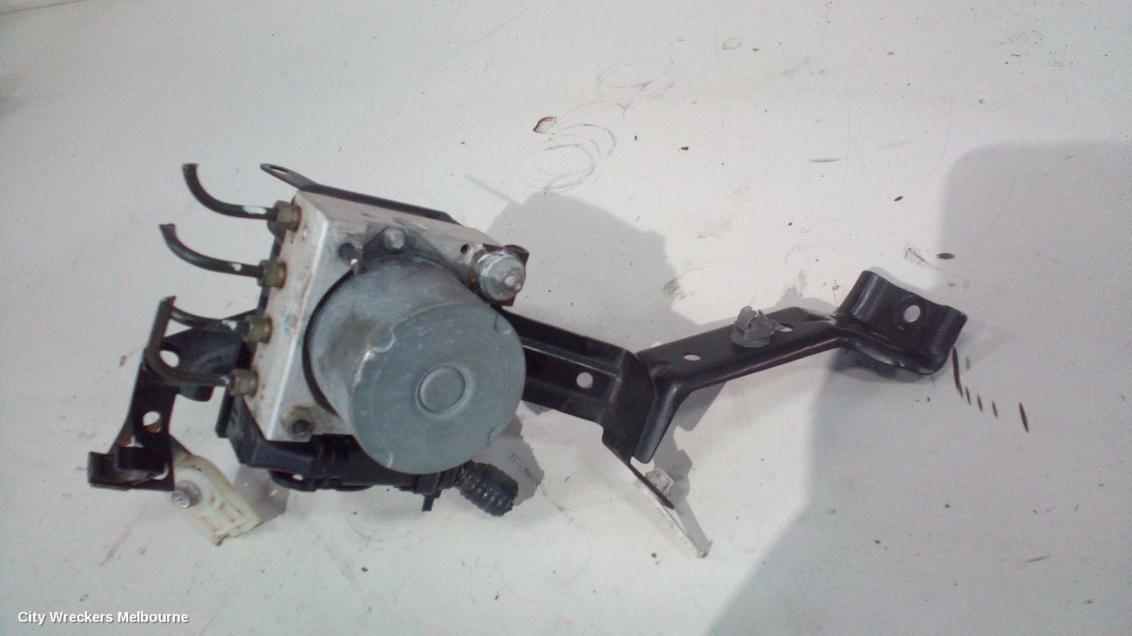 SUBARU LIBERTY ABS PUMP/MODULATOR, 4TH GEN, P/N 27536AG212, VDC TYPE, 09/2003 - 08/2009 - Image 3