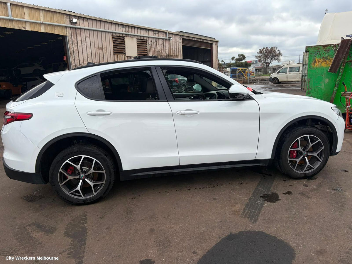 ALFA ROMEO STELVIO DOOR/BOOT/GATE LOCK, 949, RIGHT REAR DOOR LOCK, 01/2018 ONWARDS - Image 1