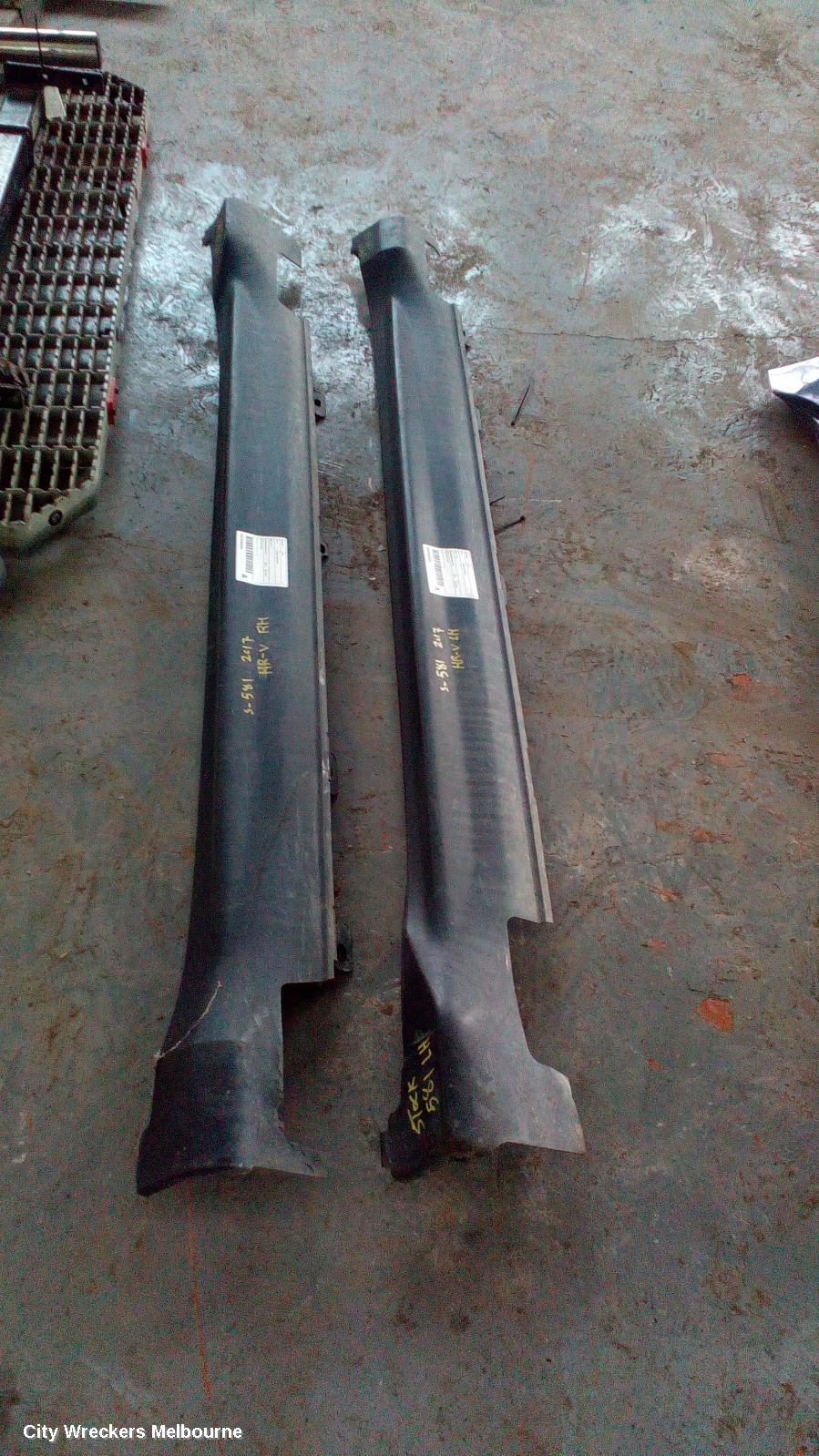 HONDA HRV SIDE STEP/SKIRT, RU, 12/2014 - 10/2021 - Image 1
