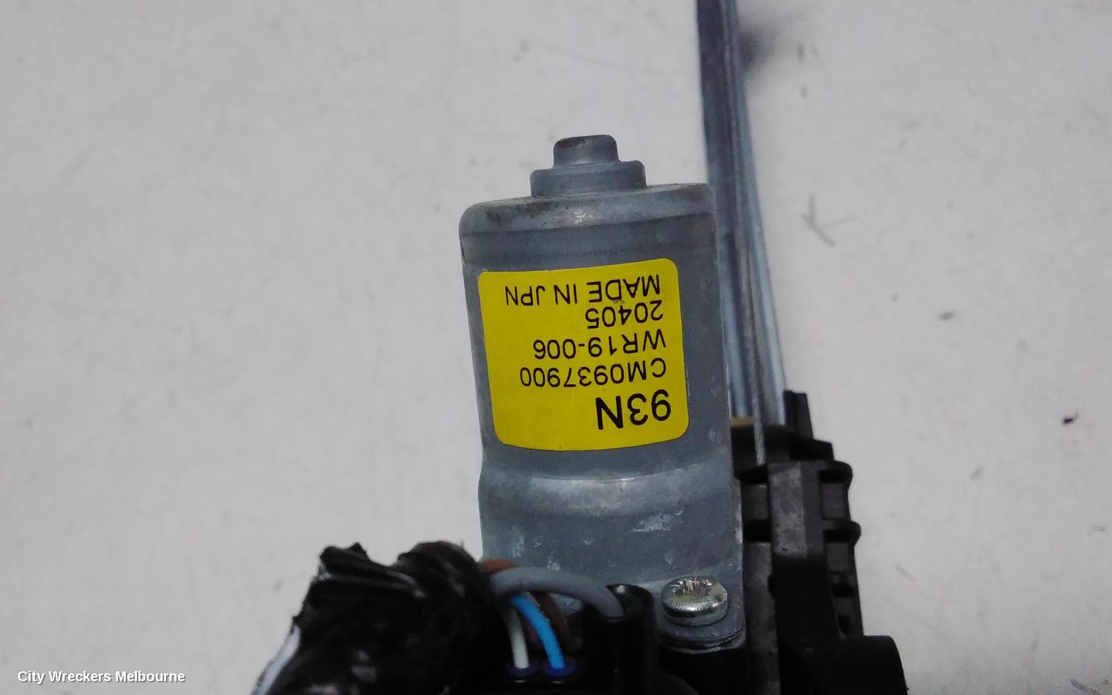 HONDA HRV RIGHT FRONT WINDOW REG/MOTOR, RV, 12/2021 ONWARDS - Image 3