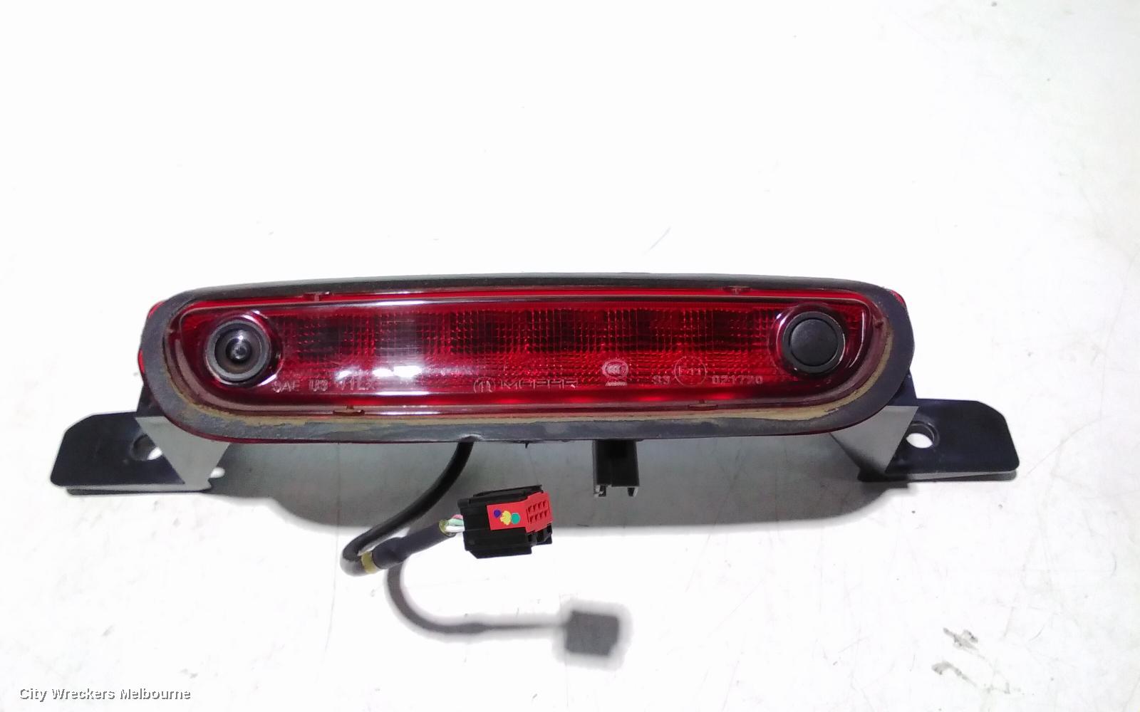 CHRYSLER 300C HIGH LEVEL STOPLIGHT, LX2, 12/2011 - 12/2021 - Image 2