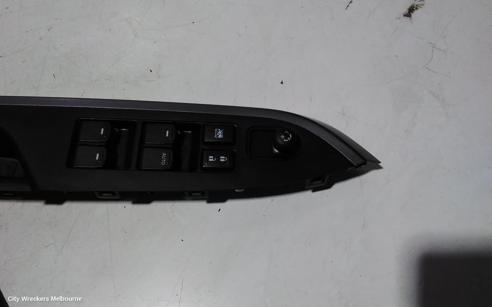 SUZUKI VITARA PWR DR WIND SWITCH, RH FRONT (MASTER SWITCH), MANUAL FOLD, VITARA, LY (VIN TSM), 06/2015 ONWARDS - Image 3