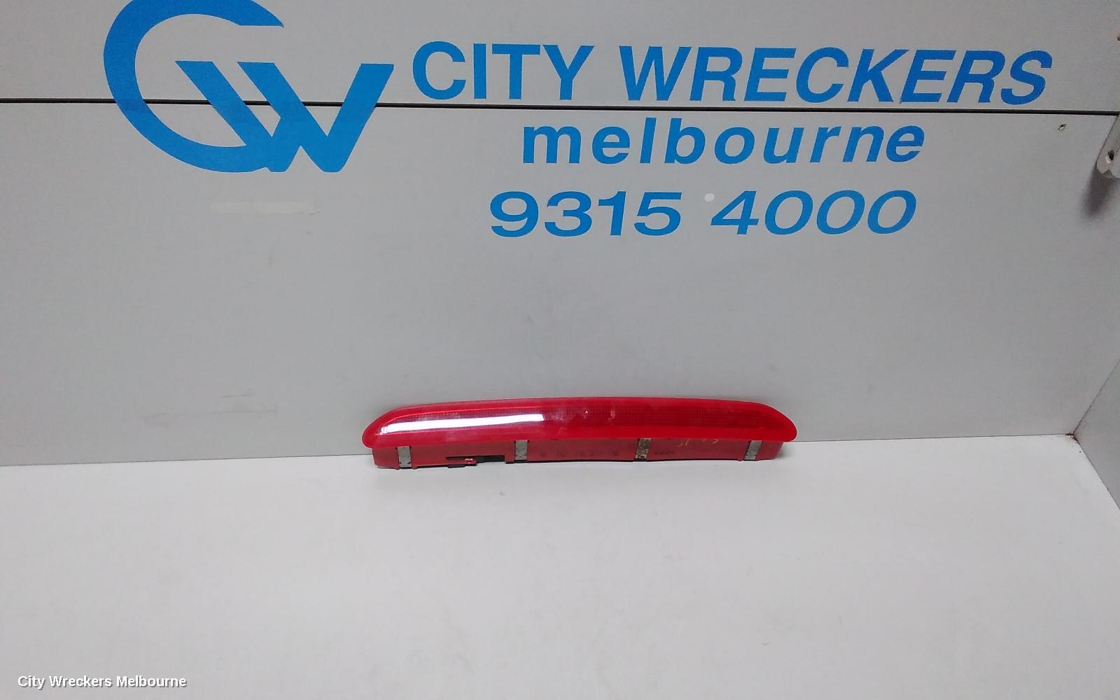 VOLKSWAGEN GOLF HIGH LEVEL STOPLIGHT, GEN 5 06/2004 - 02/2009 - Image 1