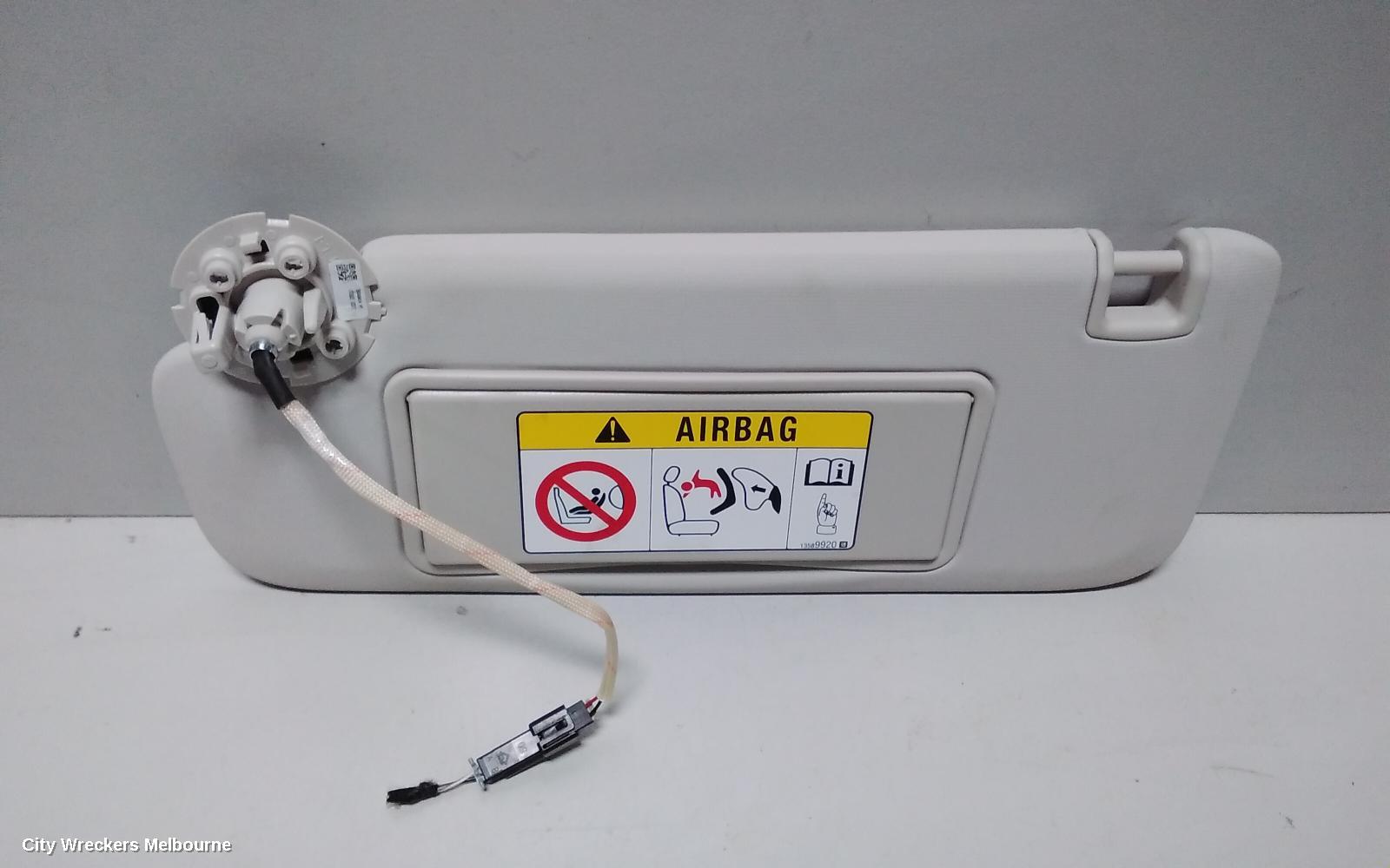 HOLDEN ASTRA SUNVISOR, BK-BL, LH SIDE, W/ LIGHT, 09/2016 - 12/2020 - Image 2
