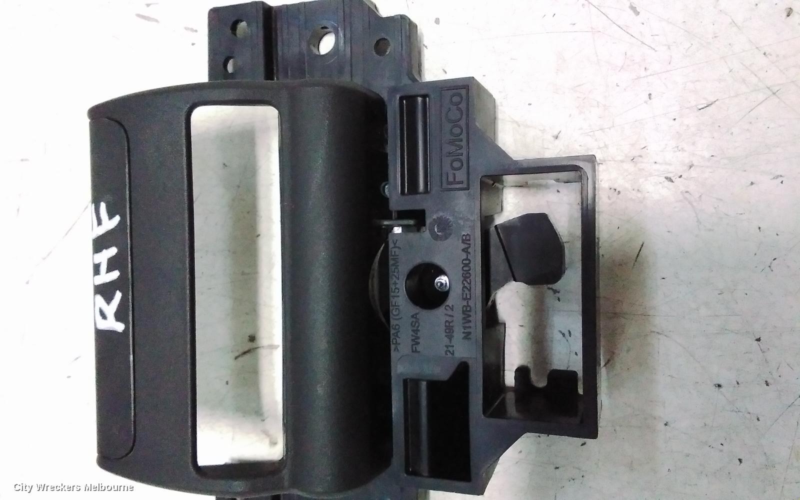 FORD RANGER DOOR HANDLE, RA, RH FRONT, OUTER, COLOUR CODED, NON KEYLESS ENTRY TYPE, 05/2022 ONWARDS - Image 2