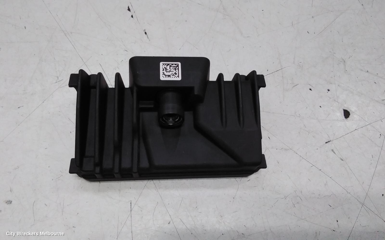 NISSAN XTRAIL REVERSE CAMERA, T33, FRONT CAMERA (WINDSCREEN MOUNTED), 08/2022 ONWARDS - Image 1
