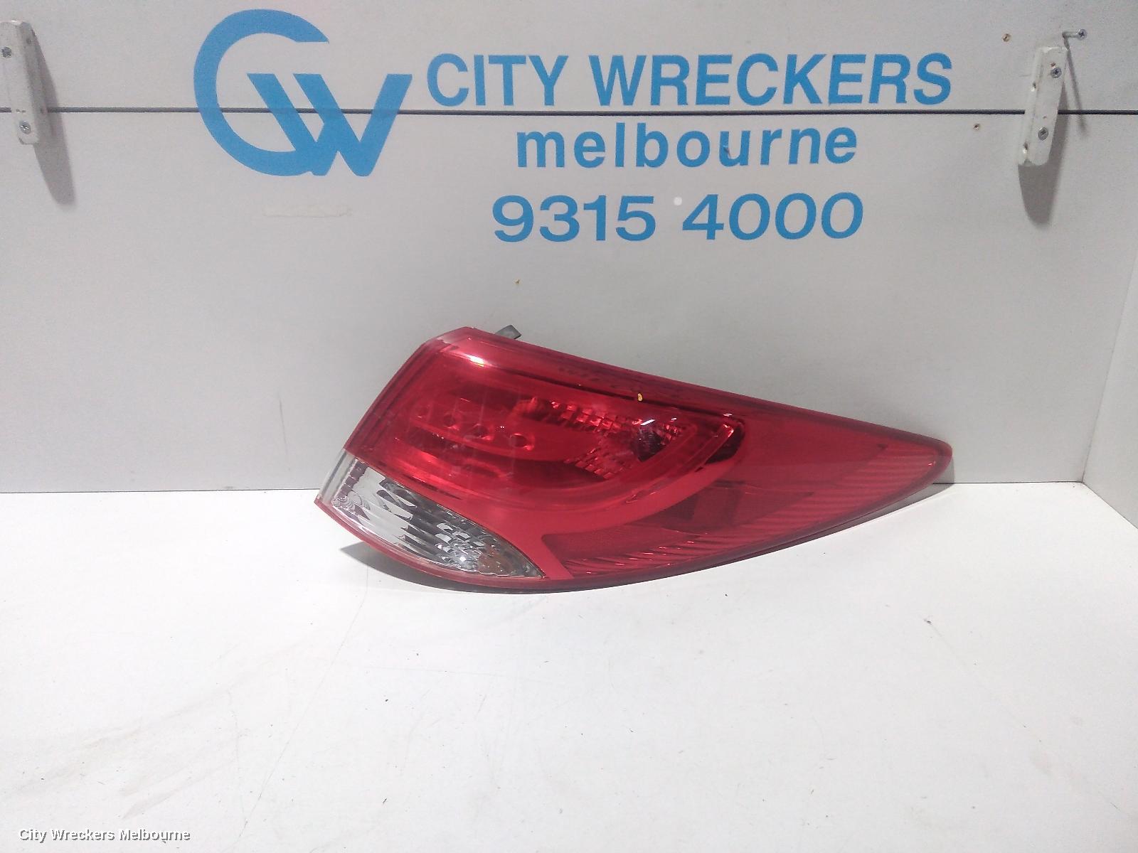 HYUNDAI IX35 RIGHT TAILLIGHT, LM SERIES (VIN KMHJ), IN BODY, 11/2009 - 01/2016 - Image 1