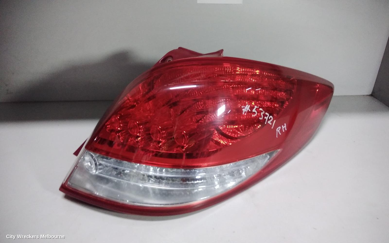 HYUNDAI VELOSTER RIGHT TAILLIGHT, IN BODY, FS, LED TYPE, 12/2011 - 02/2018 - Image 2