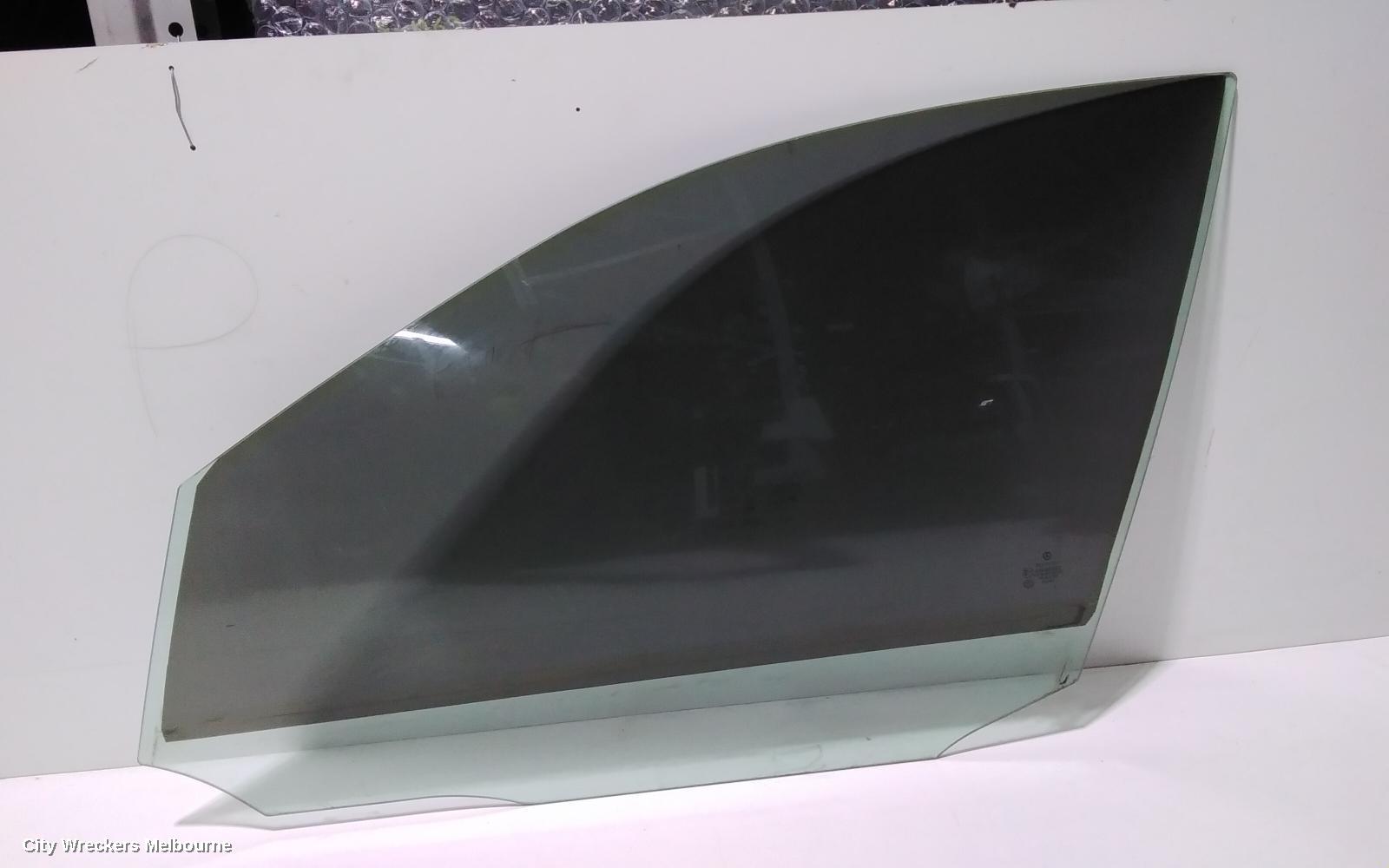 MERCEDES C CLASS LEFT FRONT DOOR WINDOW, W204/S204, 07/2007 - 05/2011 - Image 1