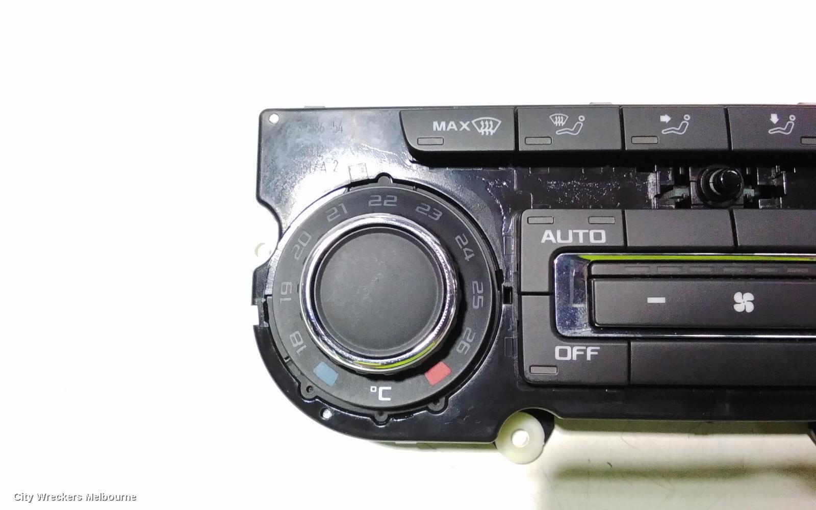 SKODA OCTAVIA HEATER/AC CONTROLS, DUAL ZONE CLIMATE CONTROL, 1Z, W/ HEATED SEAT TYPE, 03/2009 - 10/2013 - Image 3