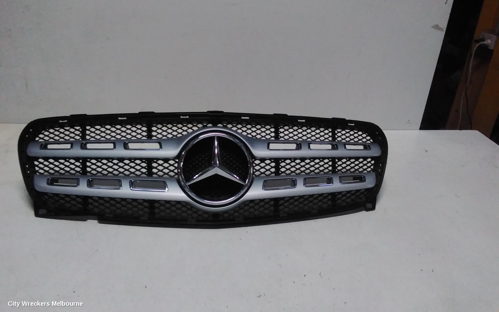 MERCEDES GLA CLASS GRILLE, RADIATOR GRILLE, X156, NON AMG, 03/2017 - 01/2020 - Image 1