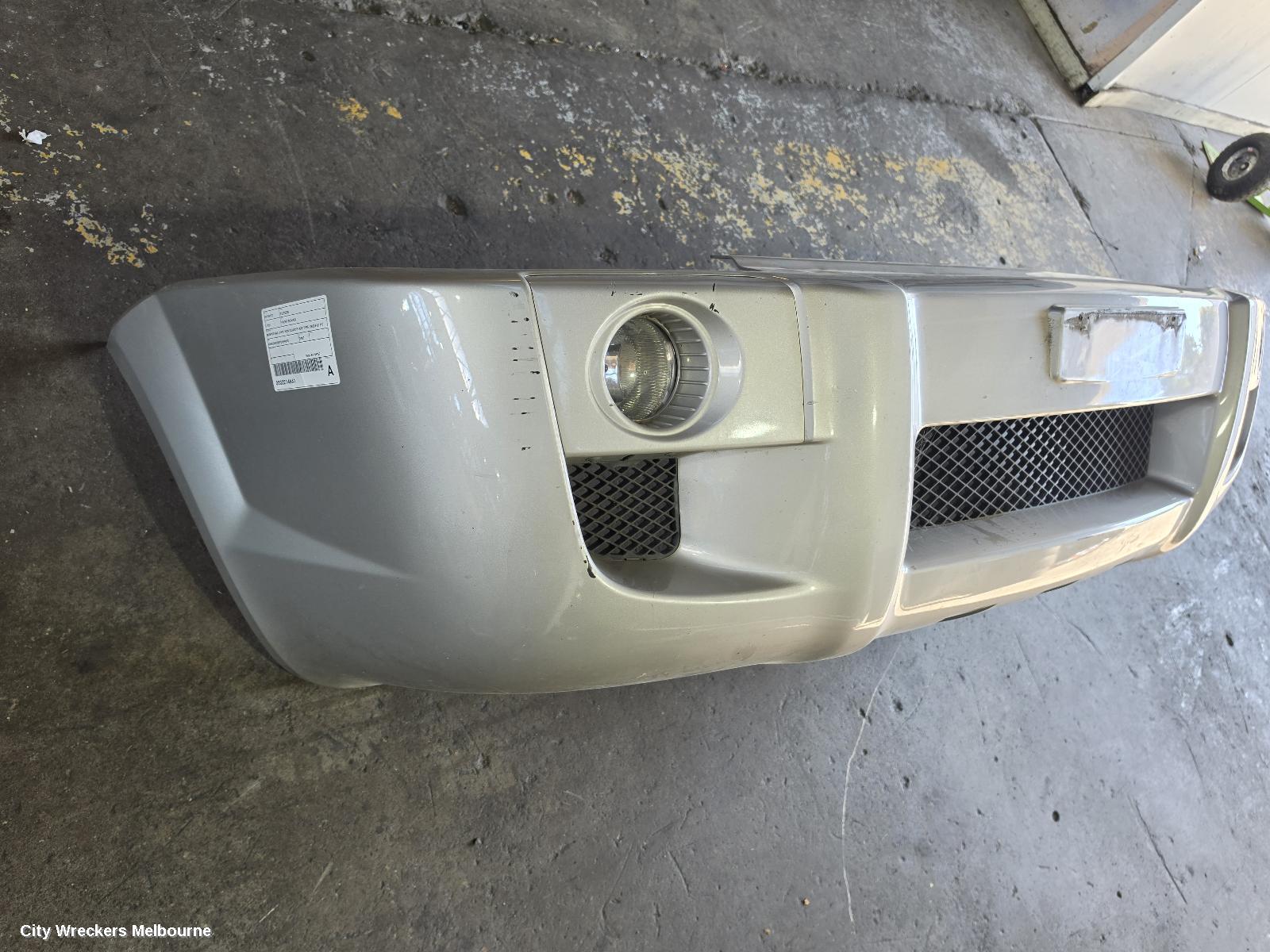 HYUNDAI TUCSON FRONT BUMPER, BUMPER BAR, 2WD, NON GUARD FLARE TYPE, 08/2004 - 01/2010 - Image 3