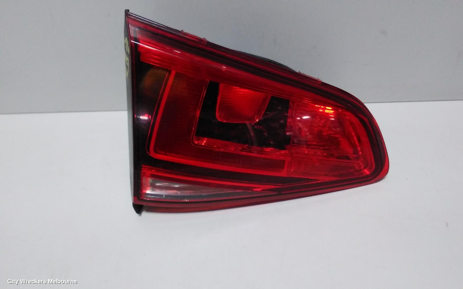VOLKSWAGEN GOLF REAR GARNISH, TAILGATE LAMP (LH SIDE), GEN 7, HATCH, 03/2013 - 03/2017 - Image 2
