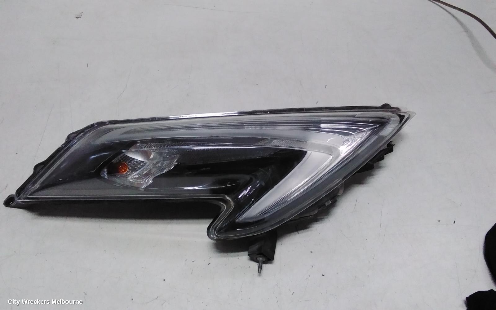 NISSAN JUKE RIGHT INDICATOR/FOG/SIDE, CORNER LAMP, F15, LENS# 3468, 01/2015 - 12/2019 - Image 1