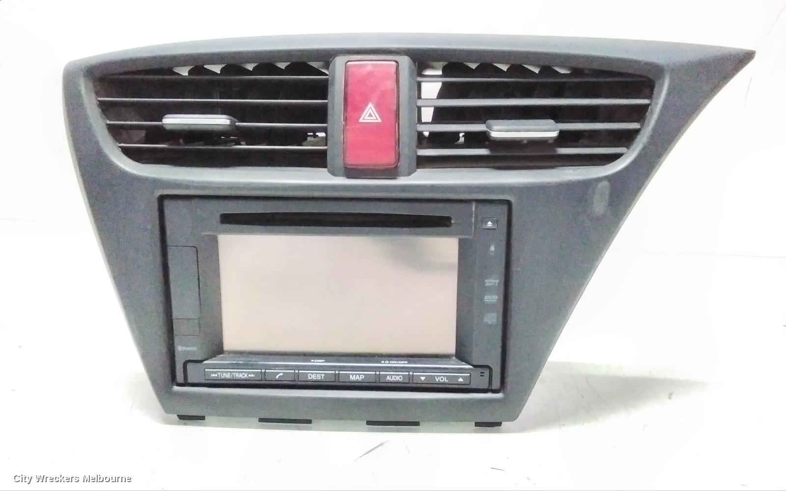 HONDA CIVIC RADIO/CD/DVD/SAT/TV, CONTROL/HEAD UNIT, 9TH GEN, HATCH, NON CD RDS TYPE, 02/2012 - 03/2015 - Image 3
