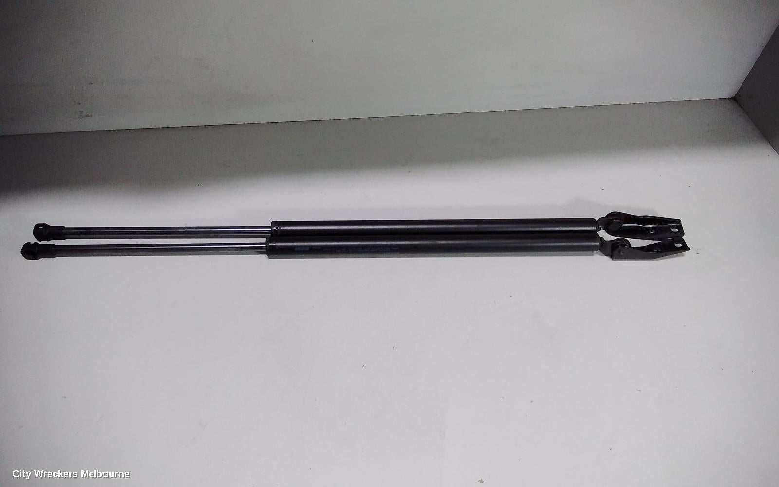 NISSAN XTRAIL HATCH STRUT, TAILGATE STRUT (PAIR), T32, 03/2014 - 01/2017 - Image 1