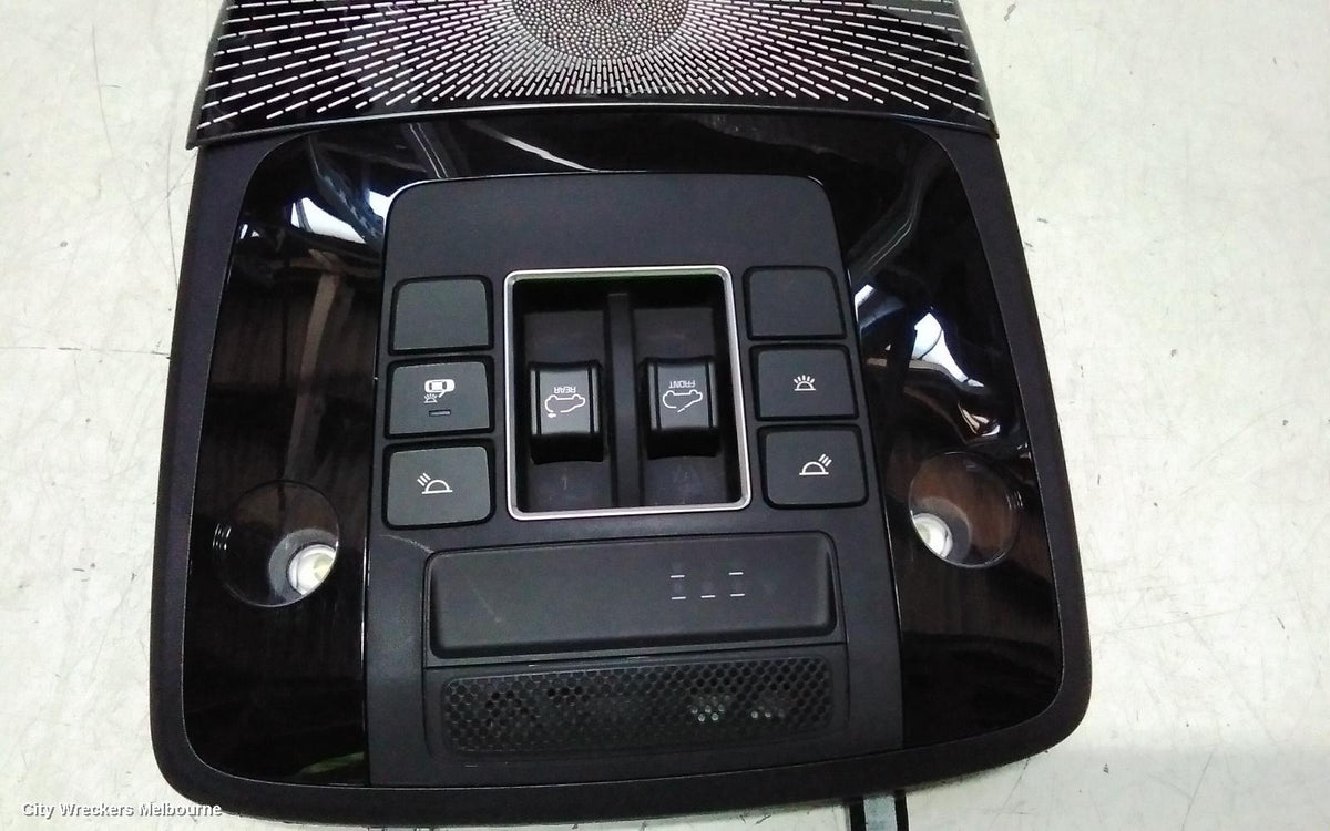 KIA CARNIVAL/GRAND CARNIVAL COURTESY LIGHT, KA4, CENTRE LIGHT, W/ SUNROOF TYPE, 10/2020 ONWARDS - Image 3