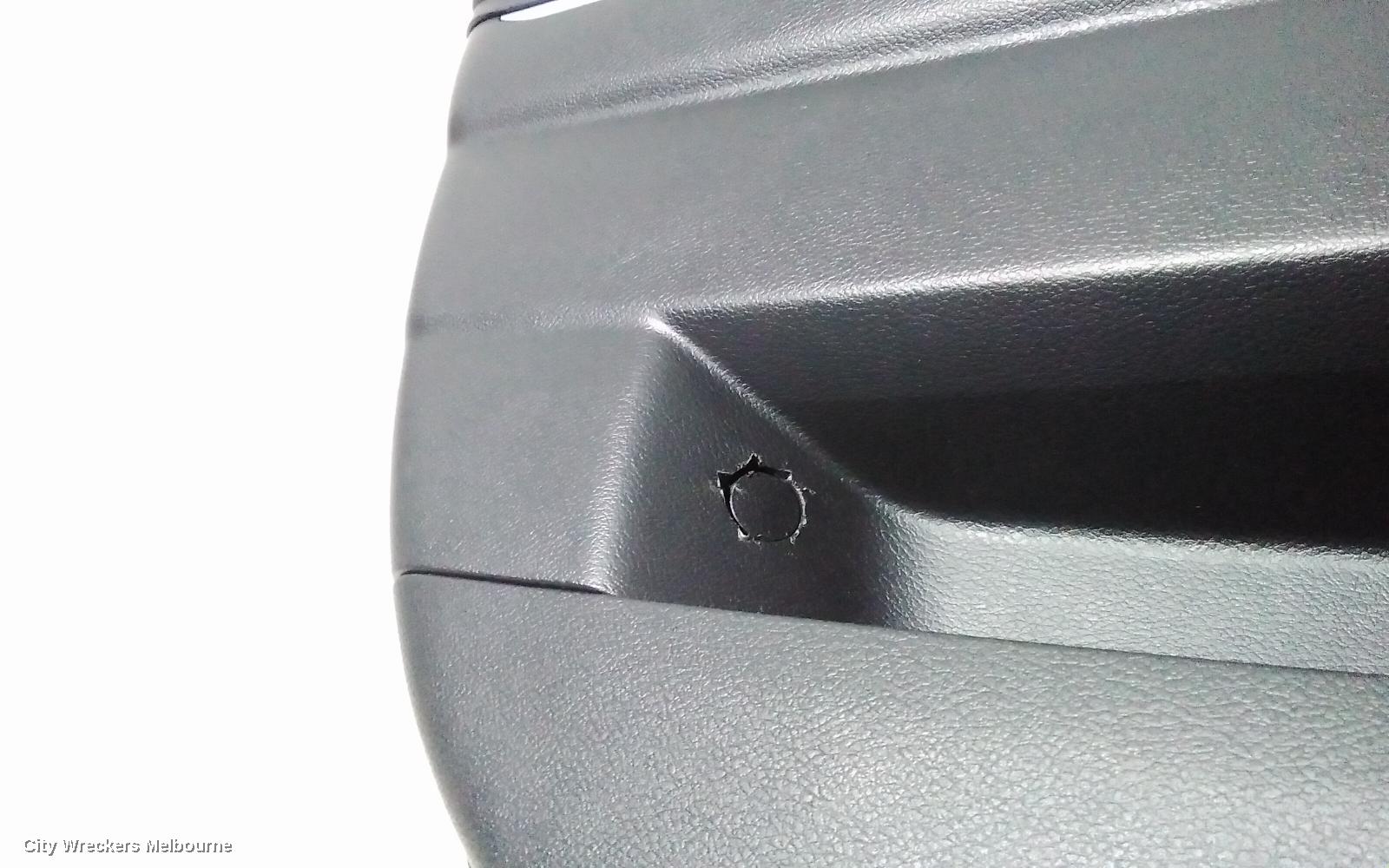 CHRYSLER 300C DOOR TRIM, LH FRONT, LX, LEATHER, BLACK, 07/2012 ONWARDS - Image 3