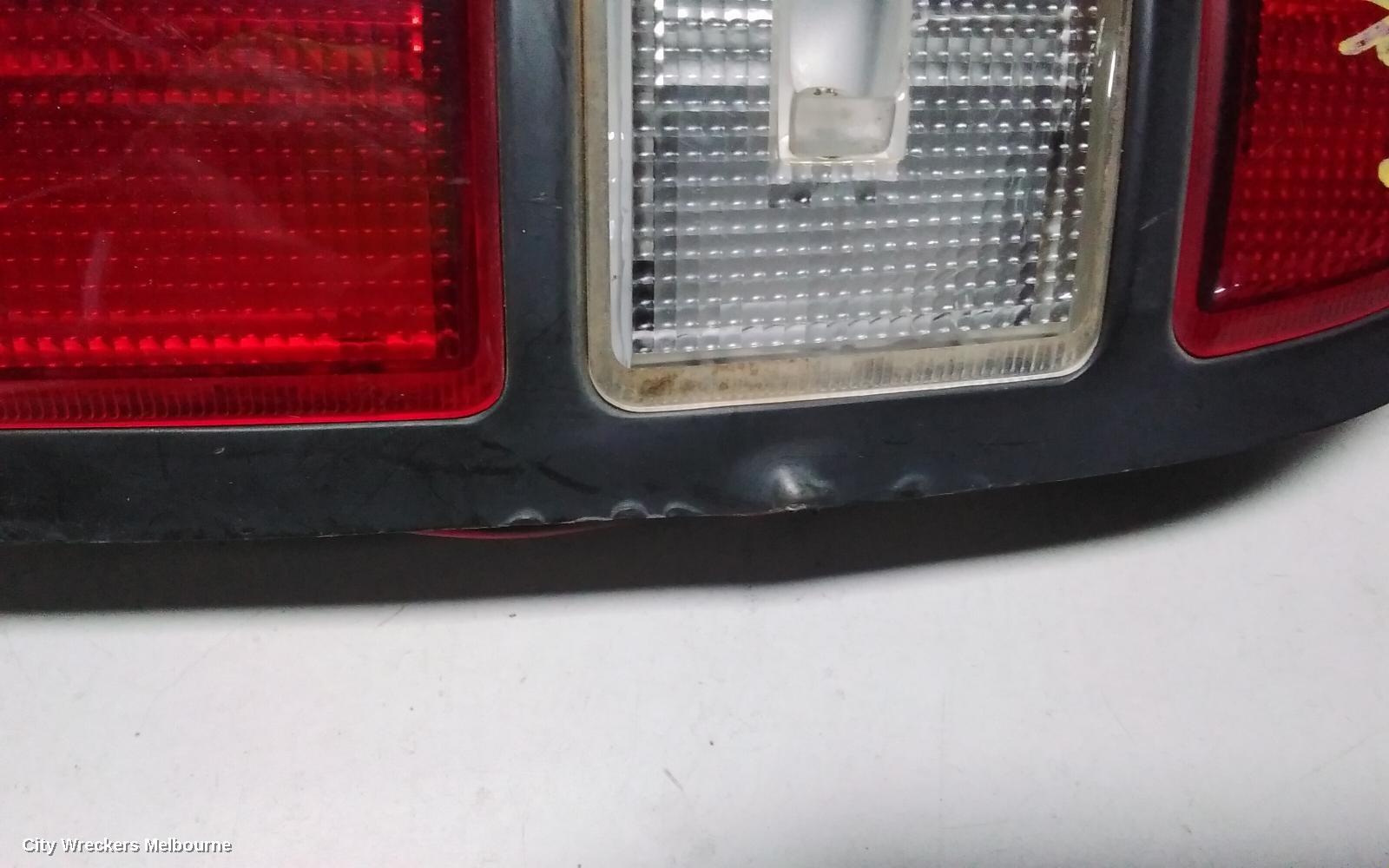 TOYOTA PRADO RIGHT TAILLIGHT, 95 SERIES, IN BODY, RED/CLEAR/RED, 07/1996 - 07/1999 - Image 3