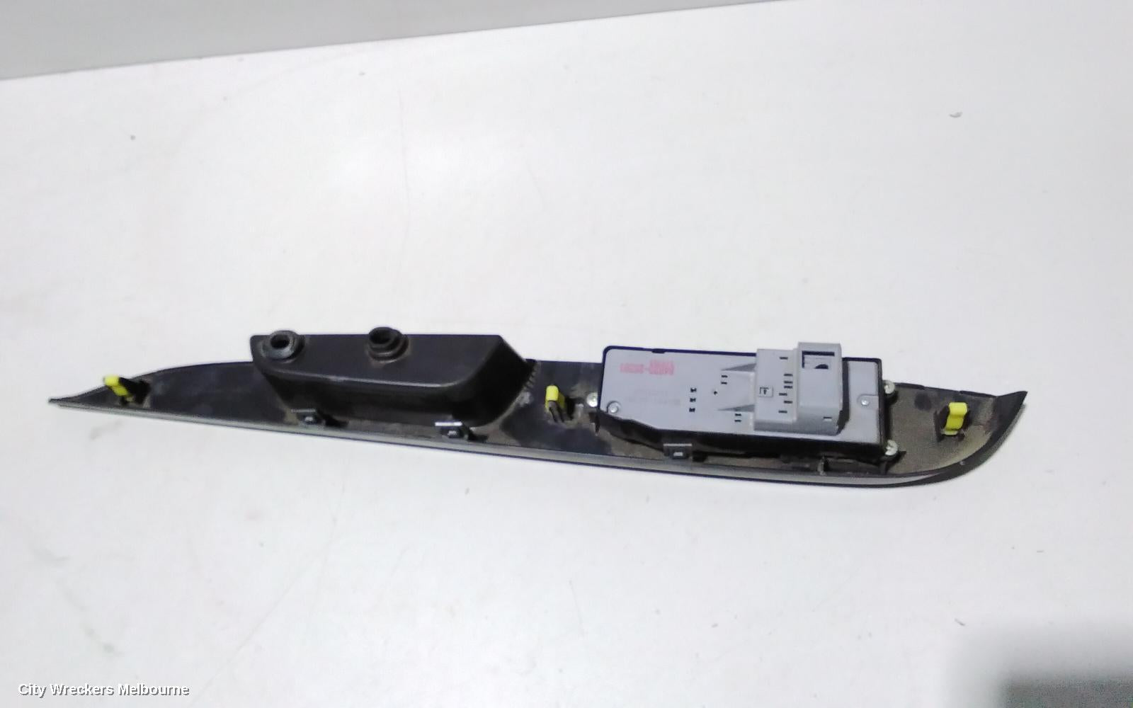 TOYOTA HIACE PWR DR WIND SWITCH, RH FRONT (MASTER SWITCH), TRH/KDH, 03/2005 - 02/2014 - Image 3
