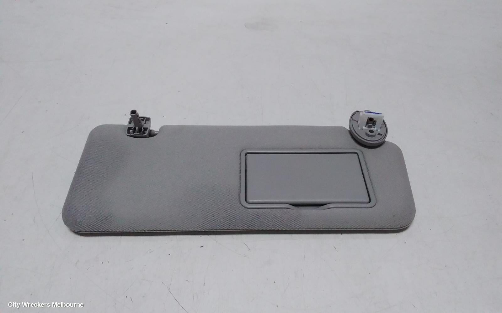 TOYOTA KLUGER SUNVISOR, XU70 SERIES, RH SIDE, 03/2021 ONWARDS - Image 1