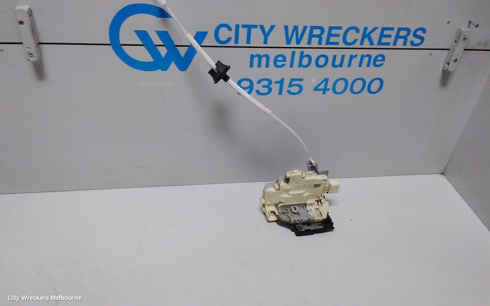 AUDI Q7 DOOR/BOOT/GATE LOCK, RIGHT FRONT DOOR LOCK, 4L, P/N 3C2837016A, 09/2006 - 11/2009 - Image 1