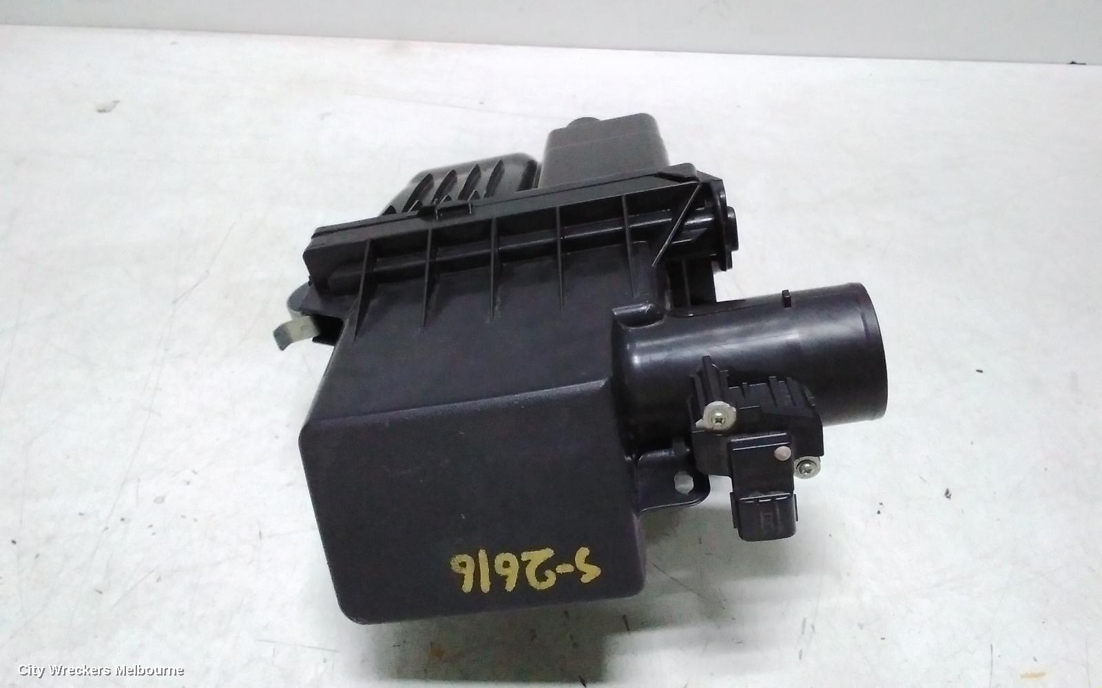 TOYOTA C-HR AIR CLEANER/BOX, AIR CLEANER, ZYX10R, 1.8, PETROL, 12/2016 - 09/2023 - Image 3