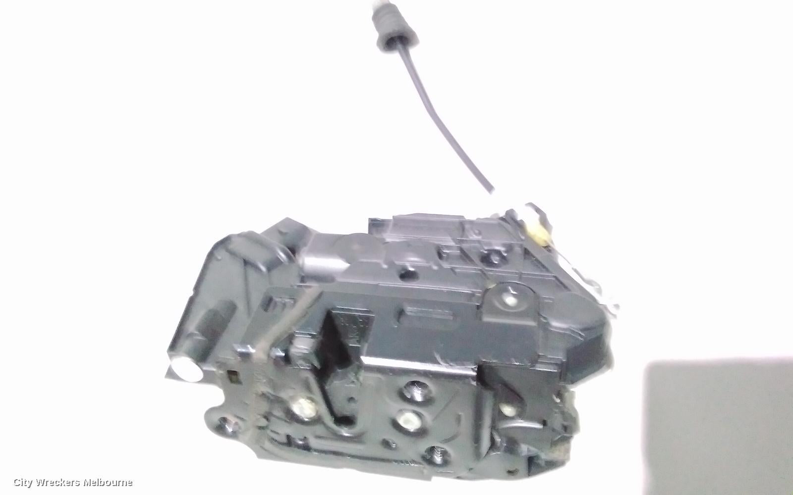 VOLKSWAGEN TIGUAN DOOR/BOOT/GATE LOCK, LEFT FRONT DOOR LOCK, 5N, P/N 5N2837015C (6 PIN), 01/2009 - 06/2011 - Image 3