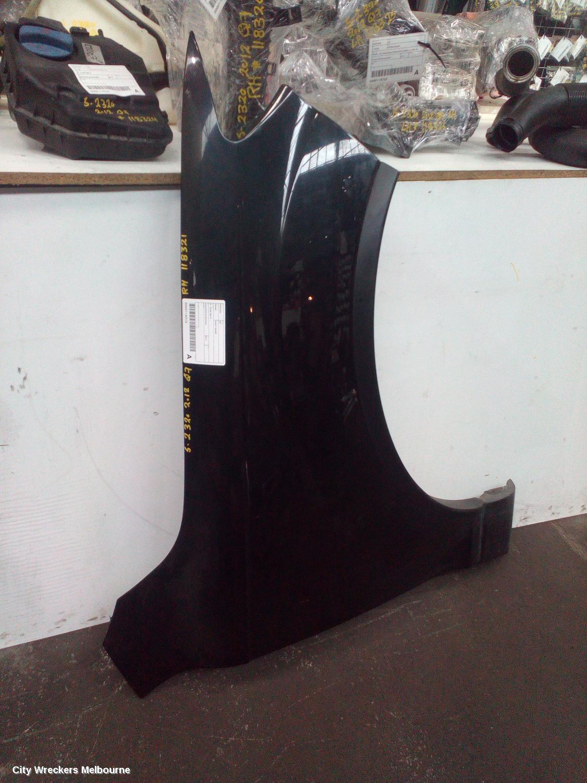AUDI Q7 RIGHT GUARD, 4L, 09/2006 - 08/2015 - Image 1