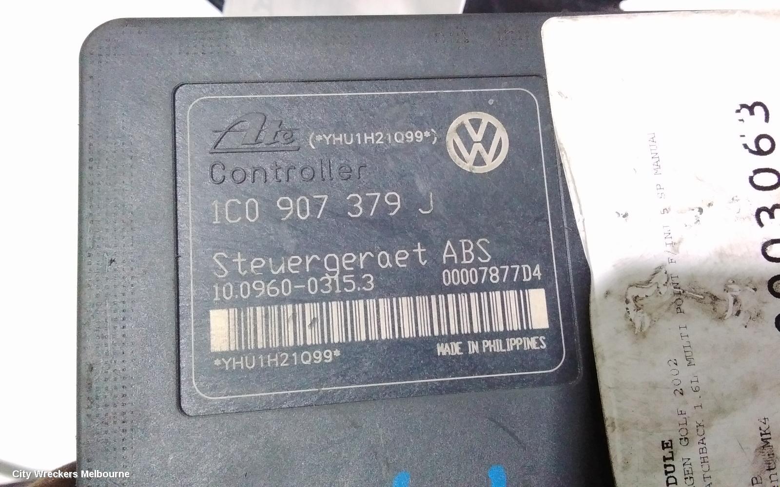 VOLKSWAGEN GOLF ABS PUMP/MODULATOR, GEN 4, ON PLASTIC MODULE P/N 1C0907379J, 09/1998 - 06/2004 - Image 2