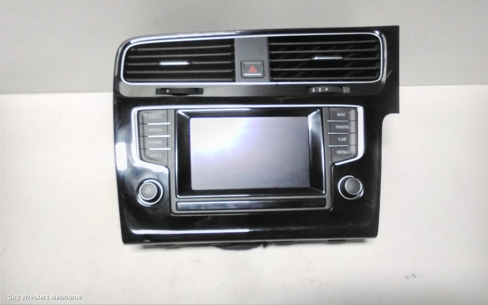 VOLKSWAGEN GOLF RADIO/CD/DVD/SAT/TV, SAT NAV TOUCHSCREEN, GEN 7, 03/2013 - 03/2017 - Image 1